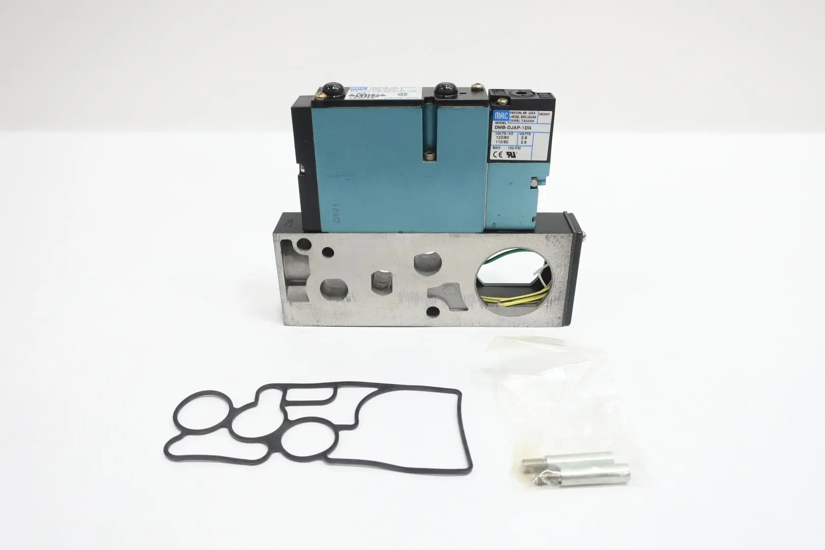 Produktfoto 1 von MAC 92B-AAA-CJD-DM-DJAP-1DG