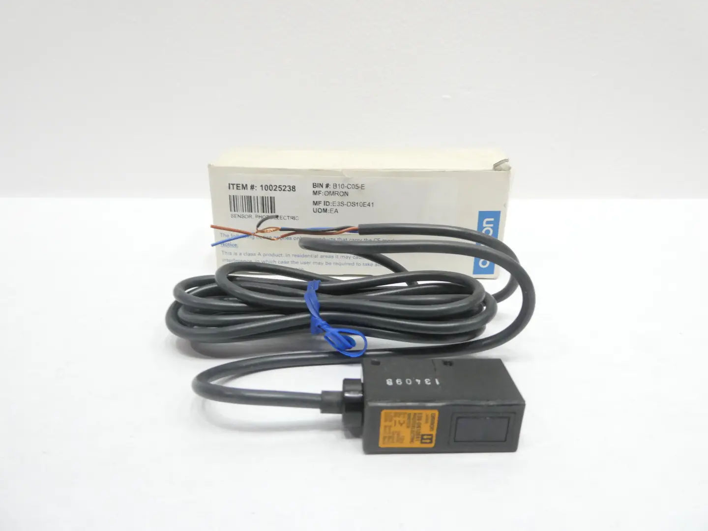 Produktfoto 1 von OMRON E3S-DS10E41