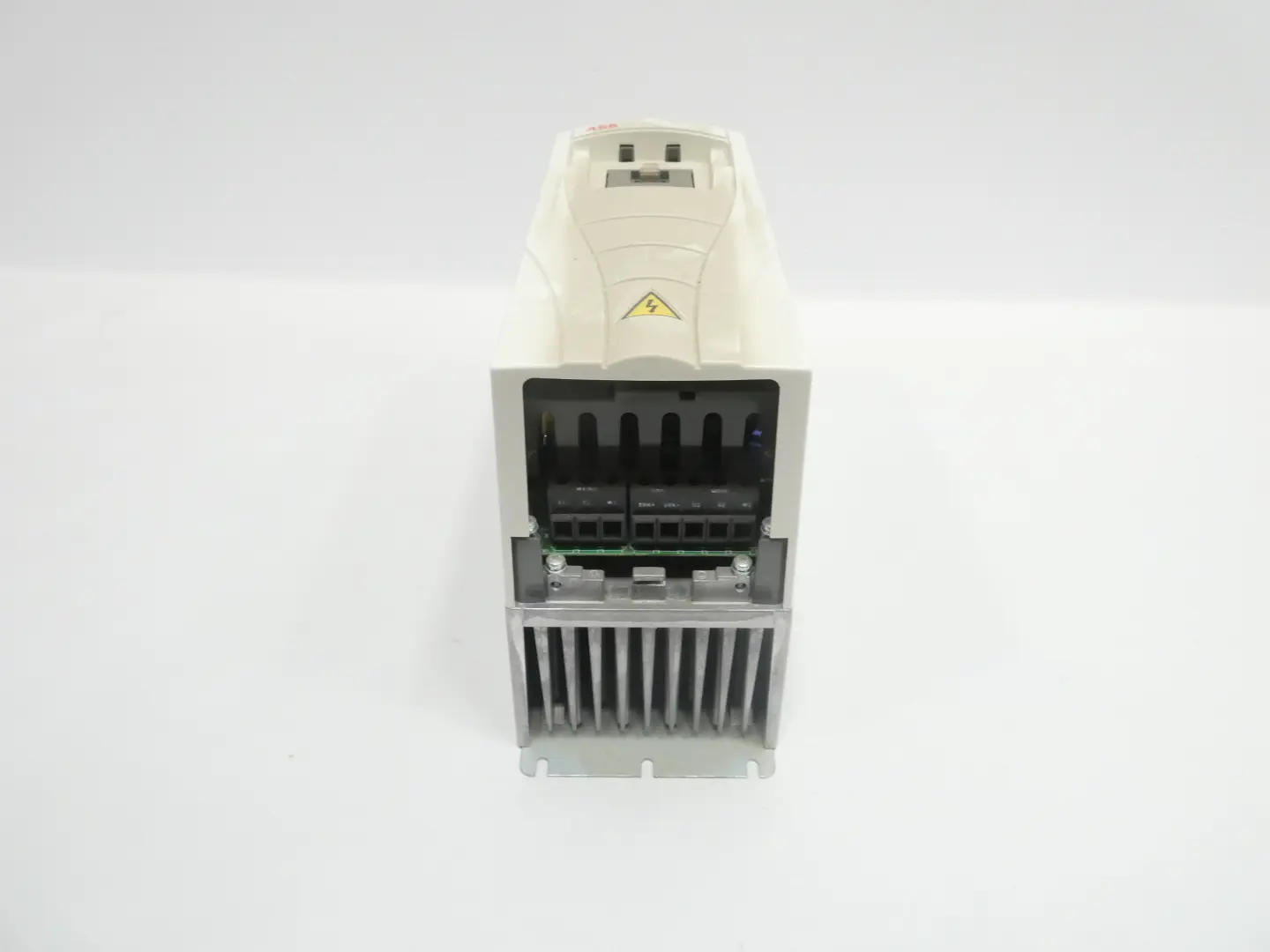 Produktfoto 1 von ABB ACS550-U1-08A8-4