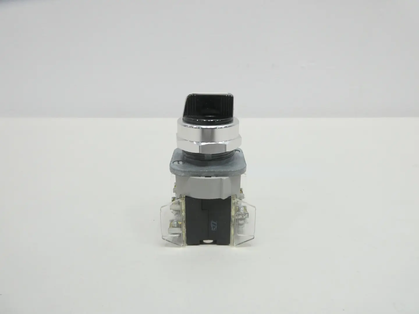 Produktfoto 1 von ALLEN BRADLEY 800T-J4KE7