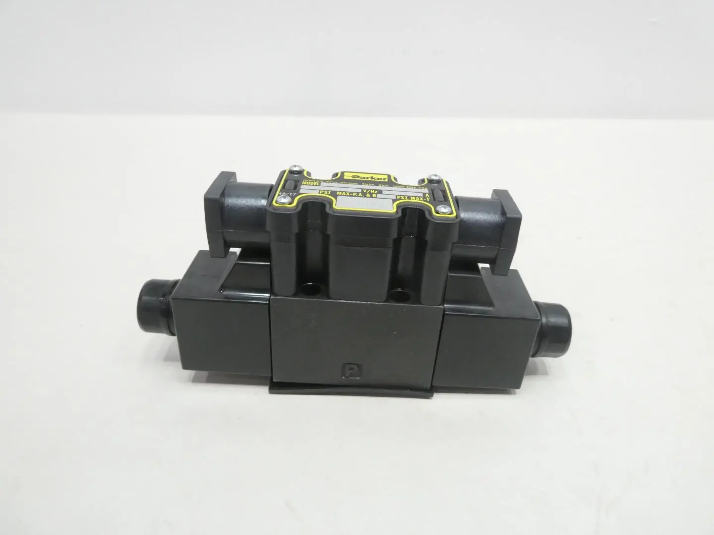 Produktfoto 1 von PARKER D1VW004CNYCF
