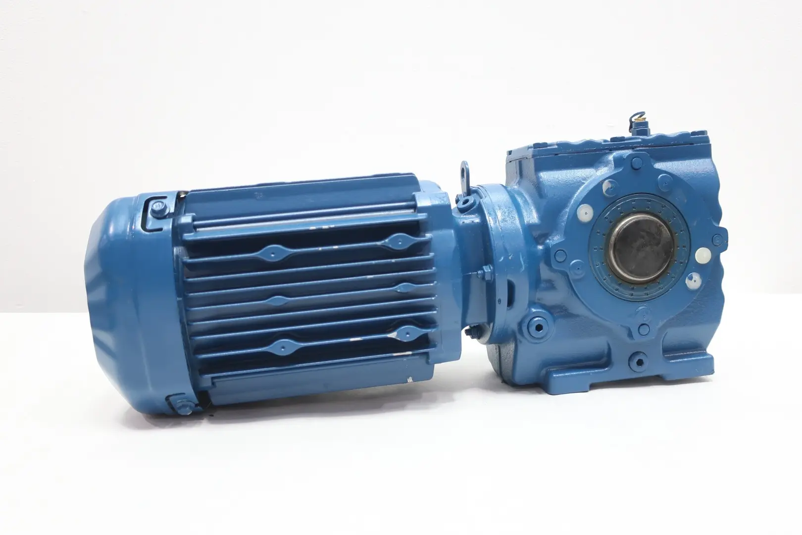 Produktfoto 1 von SEW EURODRIVE SA47DRE80M4