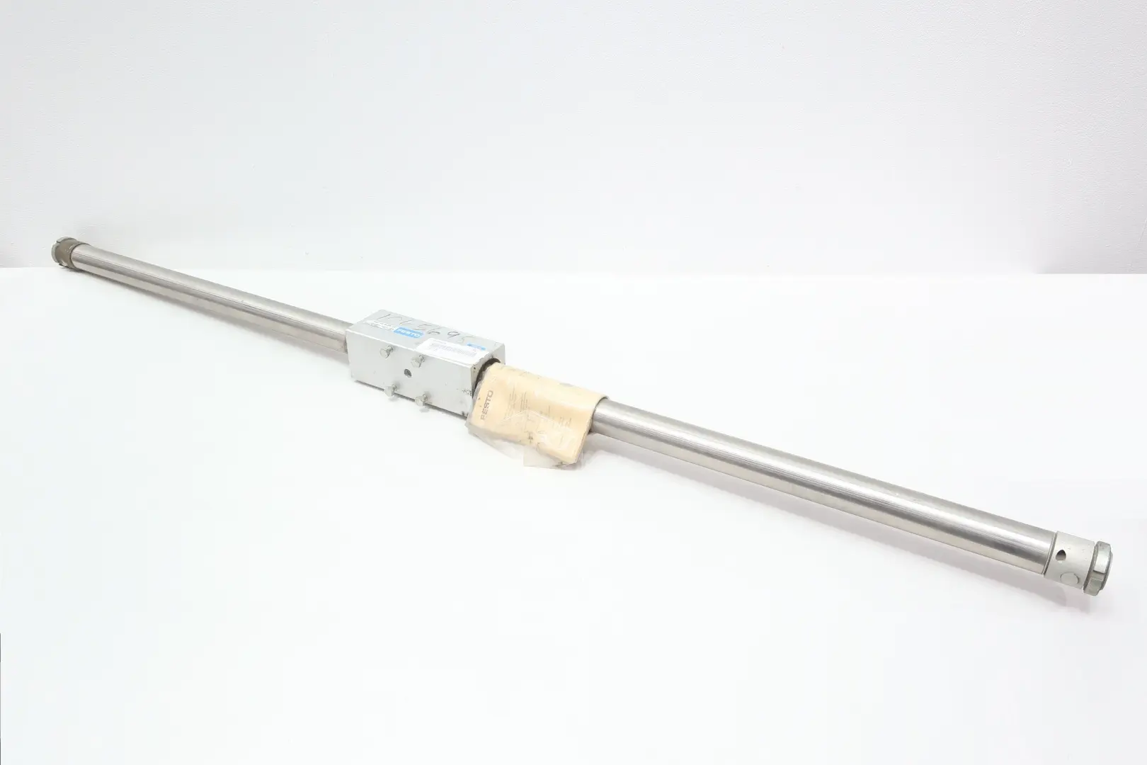 Produktfoto 1 von FESTO DGO-1 5/8"-48"-PPV-AB
