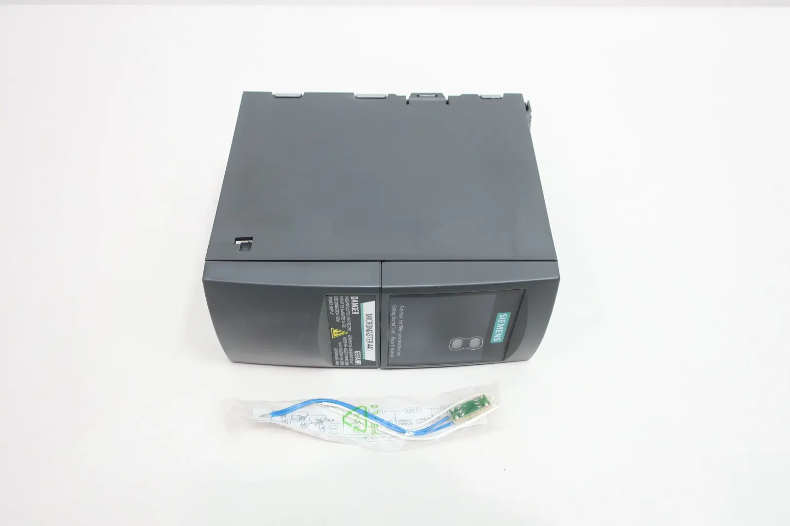 Produktfoto 1 von SIEMENS 1P 6SE6440-2UC17-5AA1