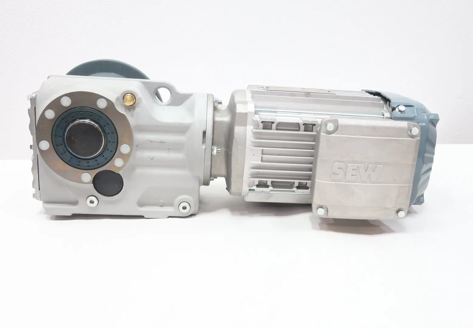 Produktfoto 1 von SEW EURODRIVE KAF37DRN80M4/DH