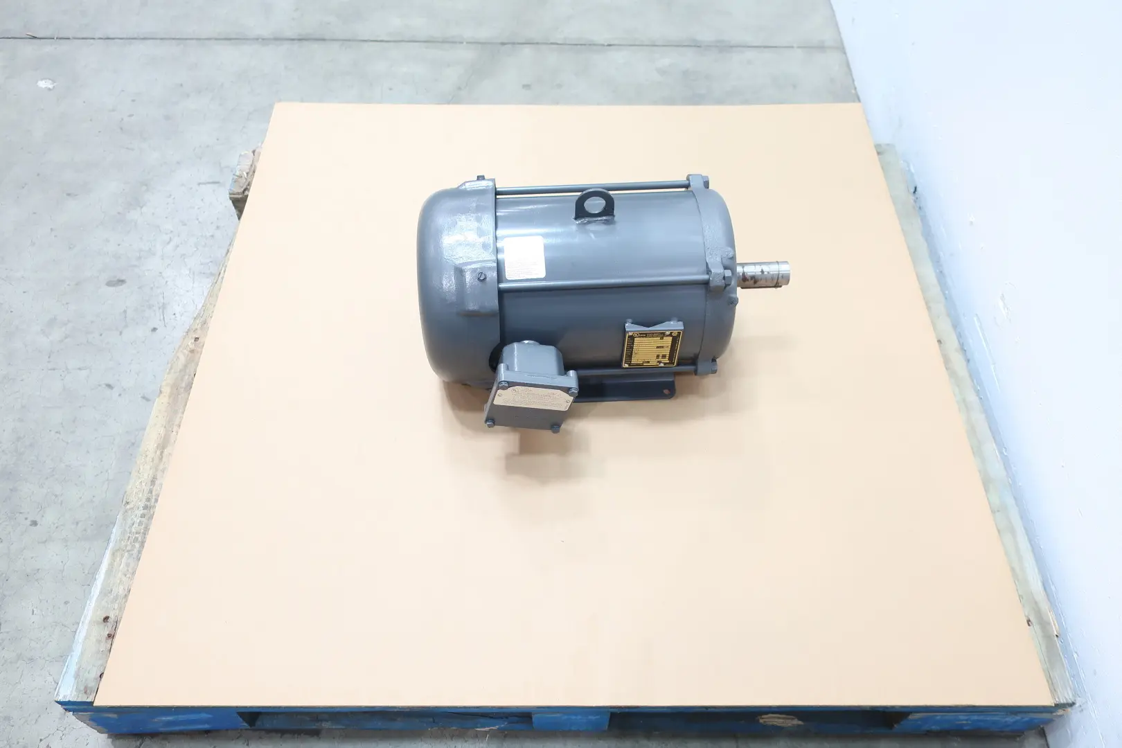 Produktfoto 1 von BALDOR M7047T-5
