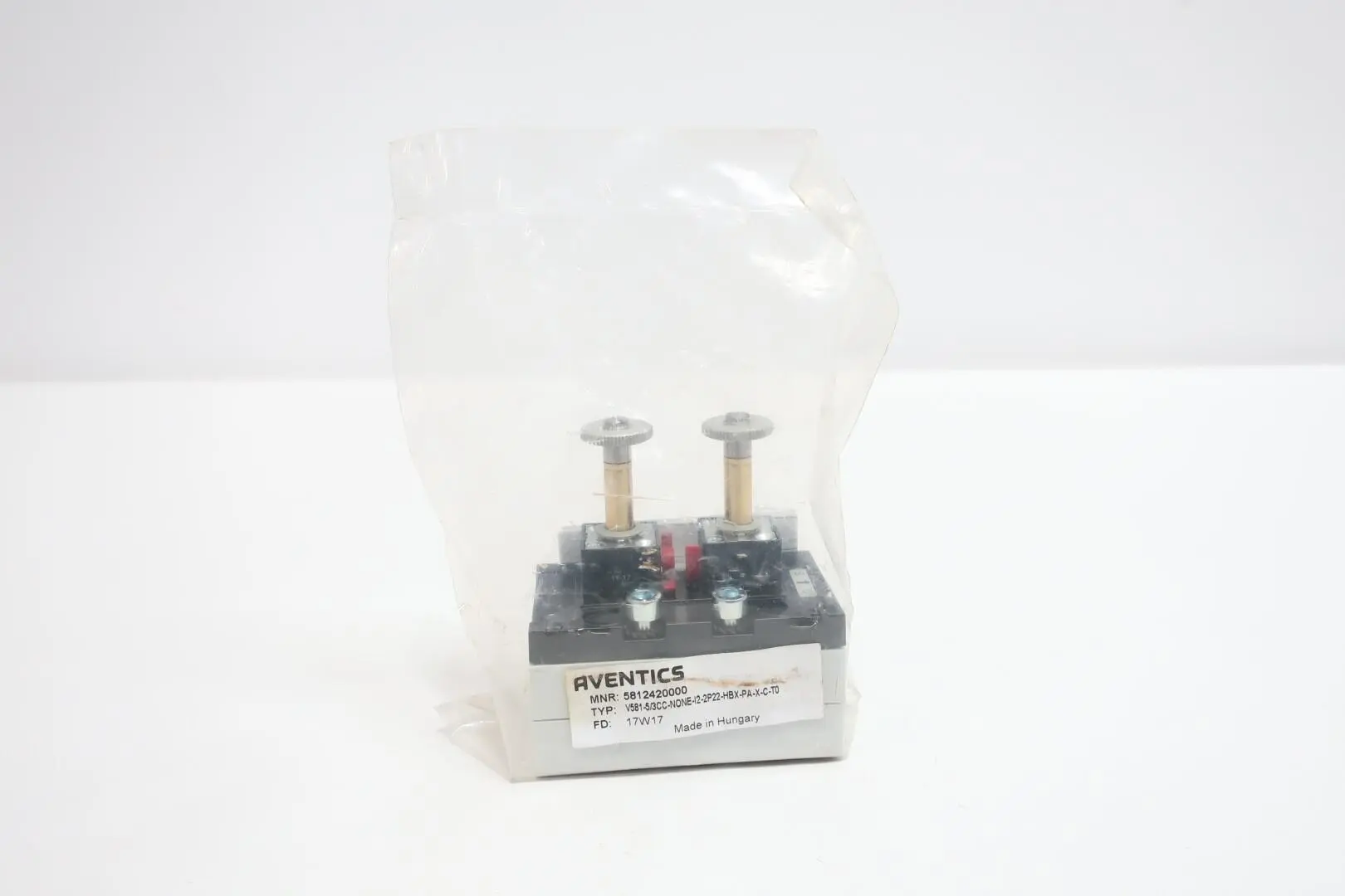 Produktfoto 1 von AVENTICS V581-5/3CC-NONE-I2-2P22-HBX-PA-X-C-T0 5812420000