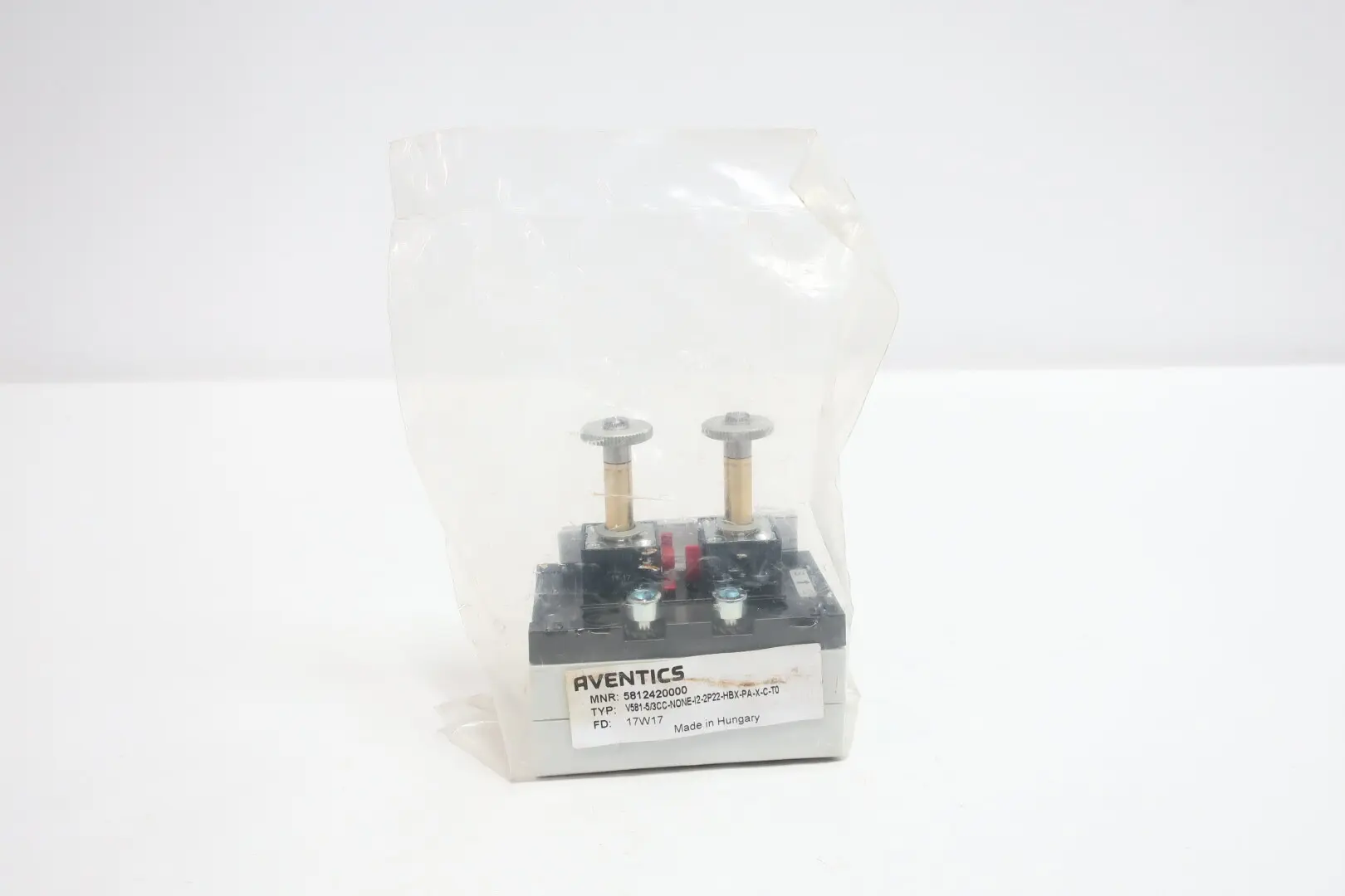 Produktfoto 1 von AVENTICS V581-5/3CC-NONE-I2-2P22-HBX-PA-X-C-T0 5812420000