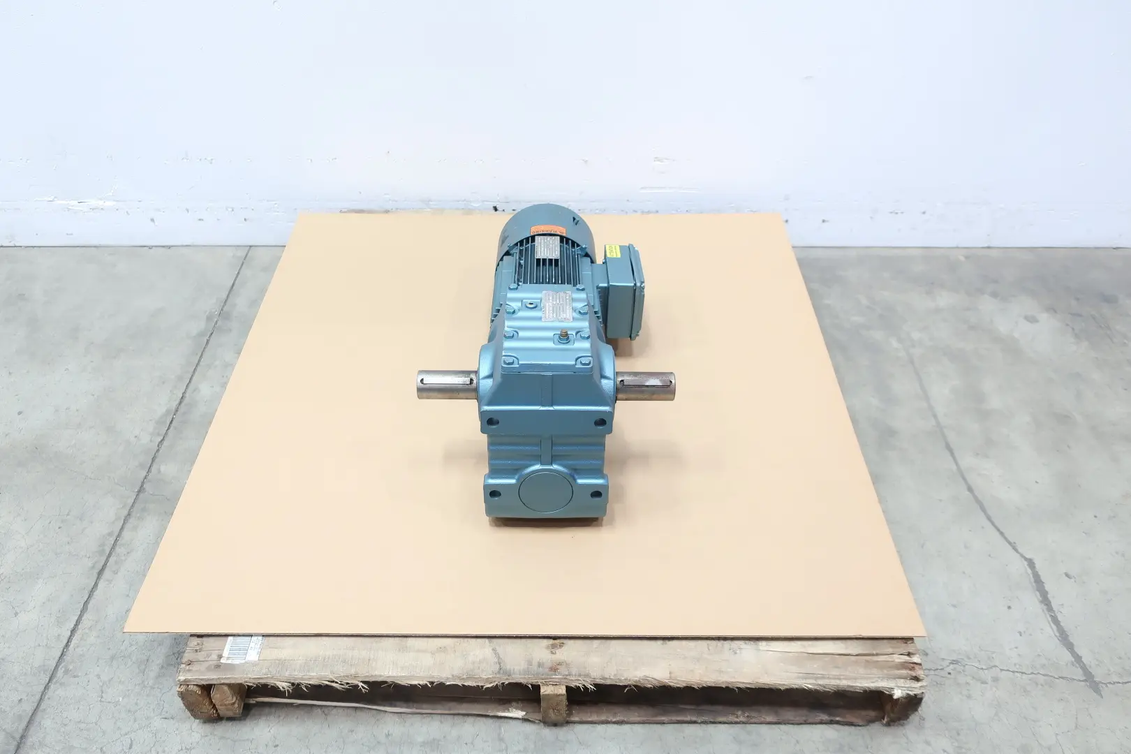 Produktfoto 1 von SEW EURODRIVE S77DT100LS4BMG4HF