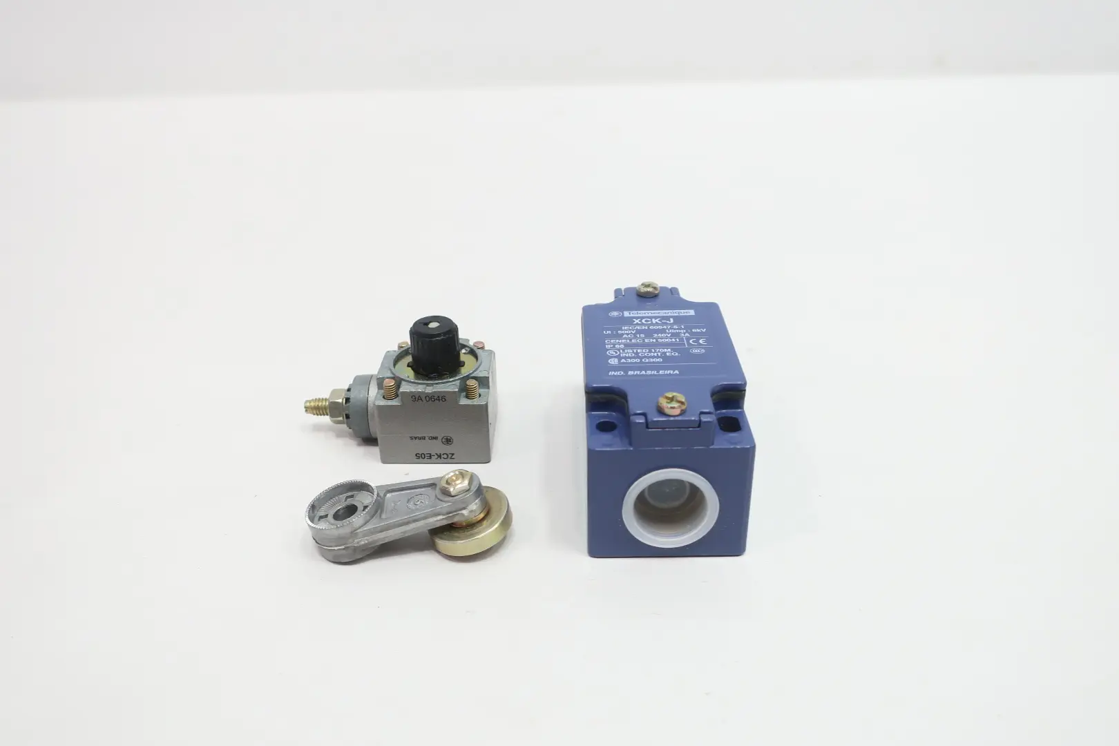 Produktfoto 1 von TELEMECANIQUE XCK J10513