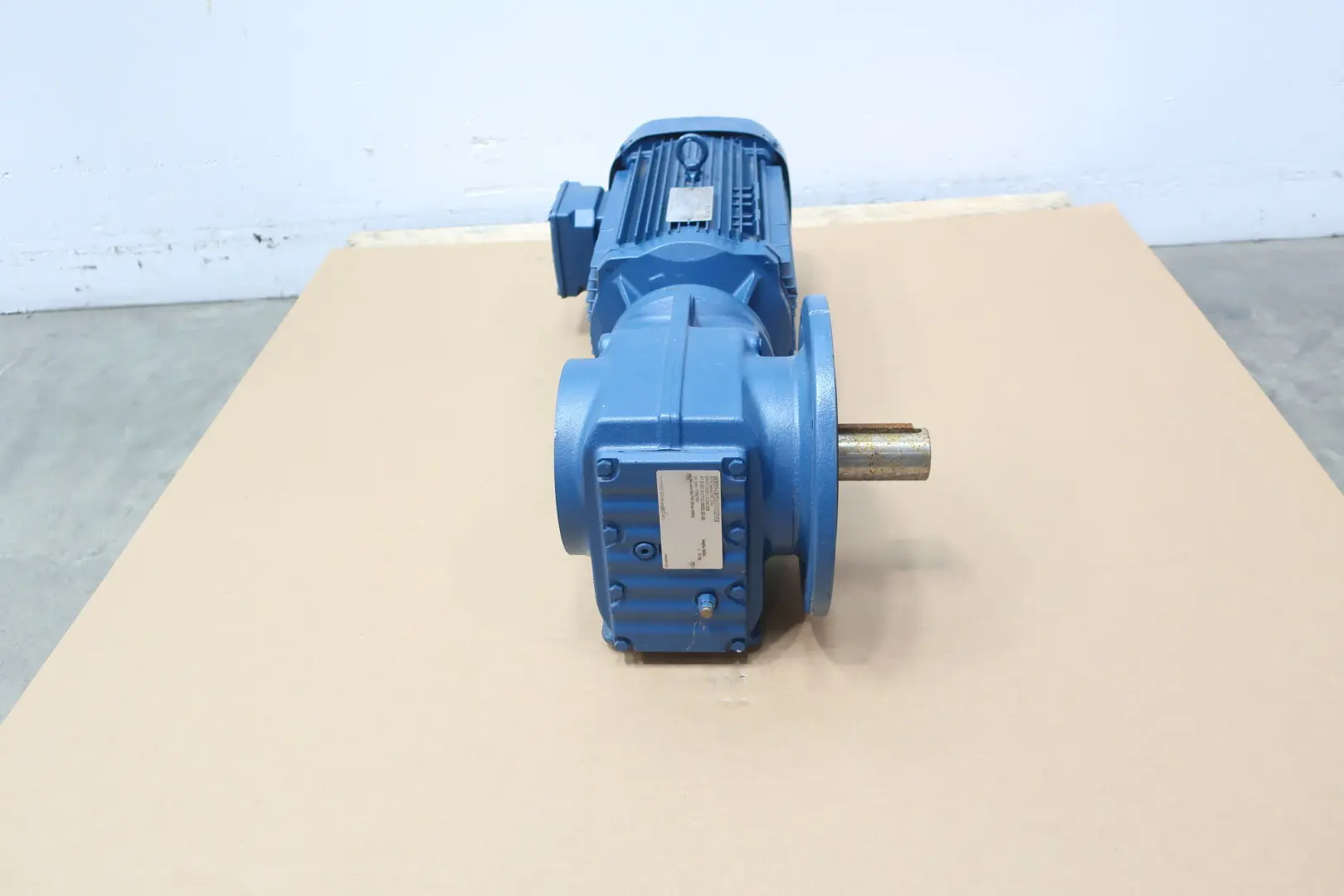Produktfoto 1 von SEW EURODRIVE KF67 DRN132S4/DH