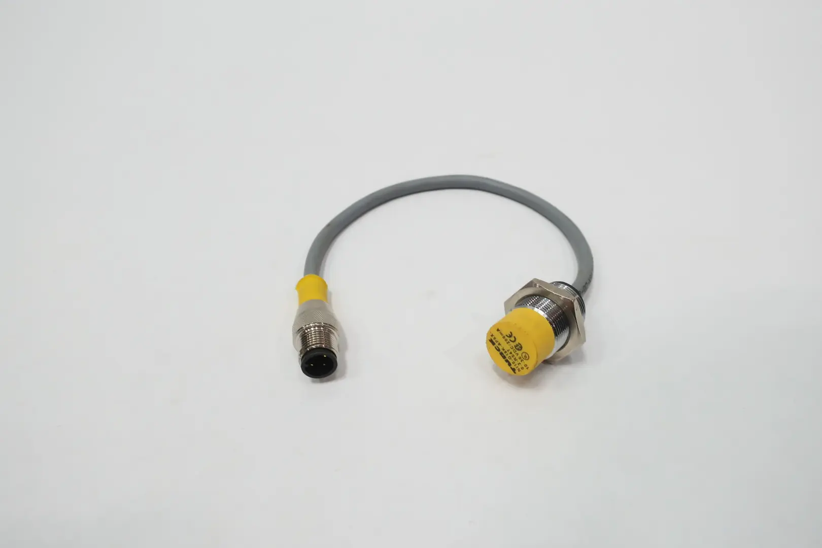 Produktfoto 1 von TURCK NI10-G18K-AP6X-0.2-RS4T