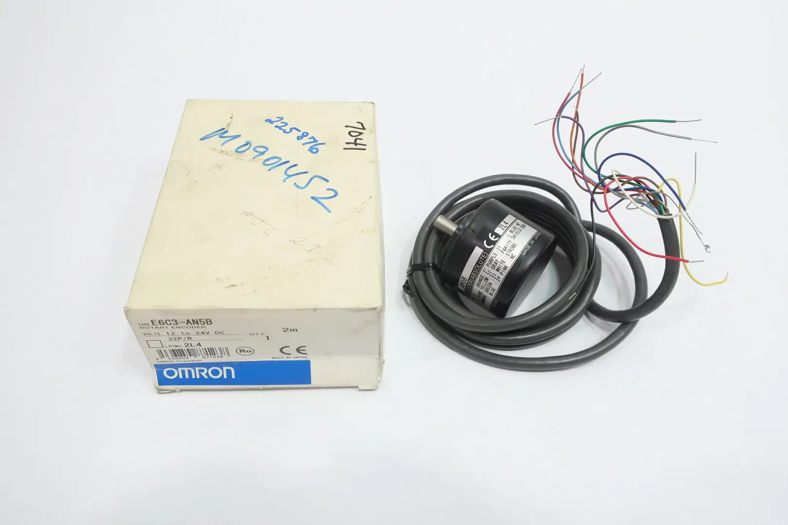 Produktfoto 1 von OMRON E6C3-AN5B