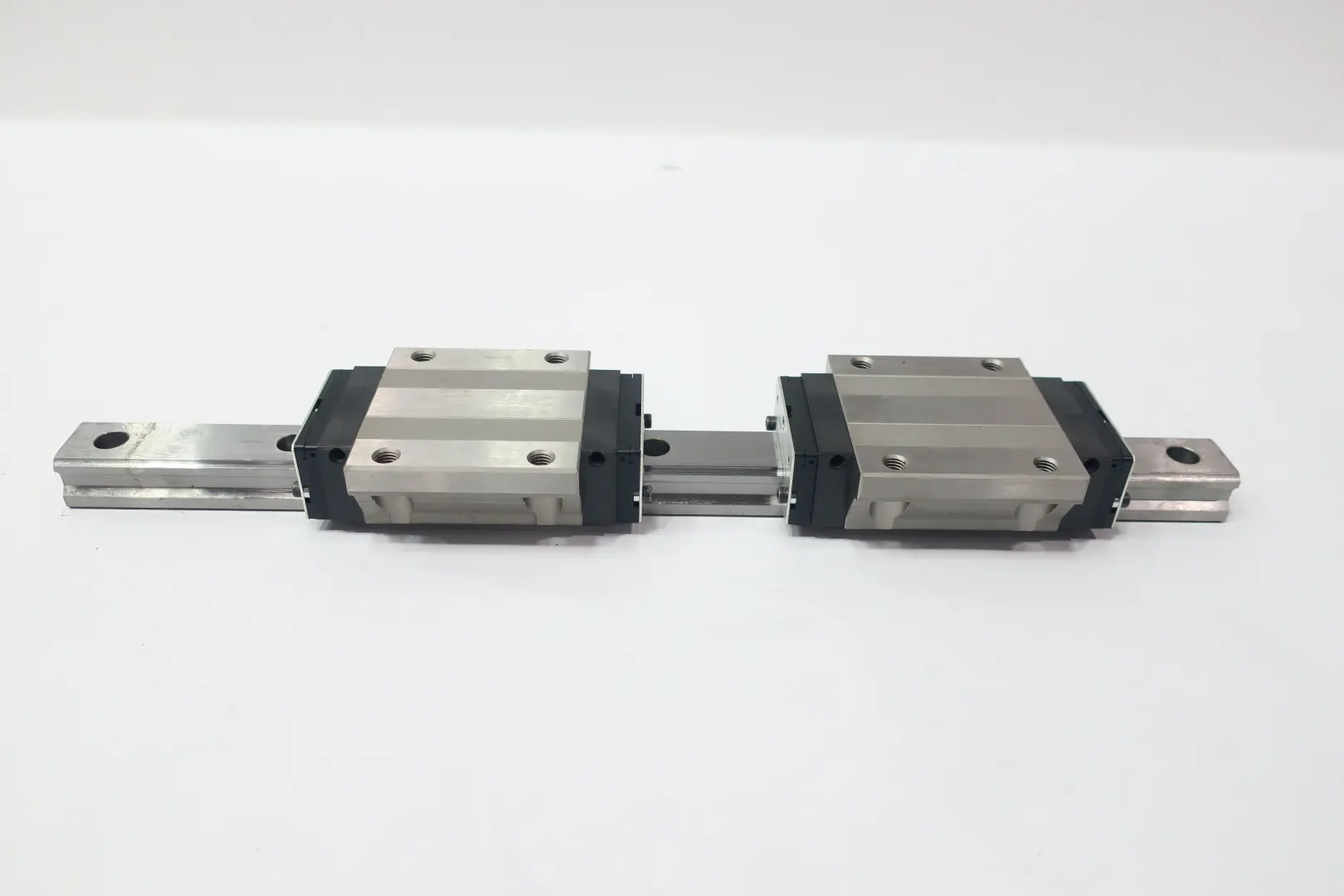 THK SH35C2QZZZ-520L