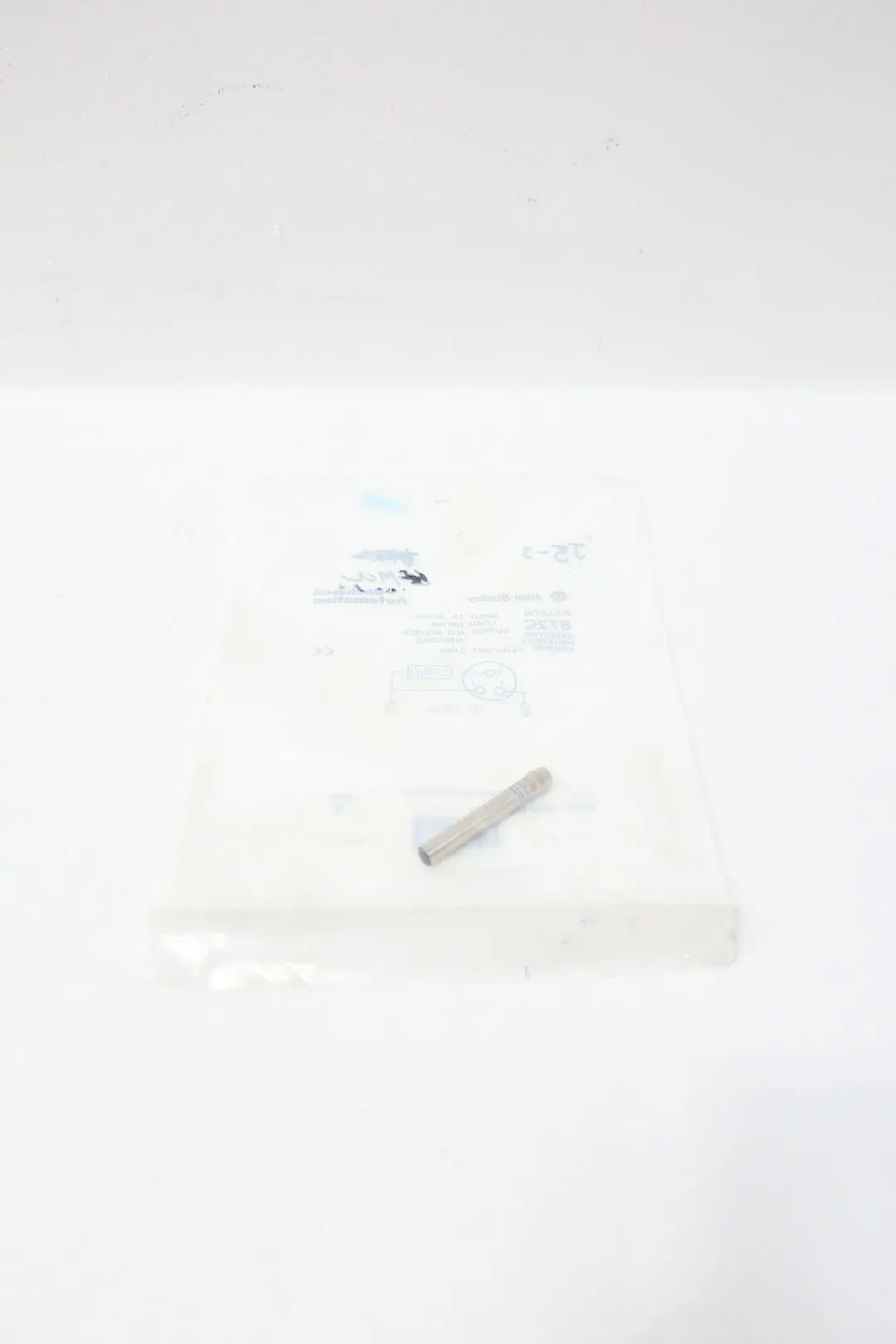 ALLEN BRADLEY 872C-MM1NP7-P3