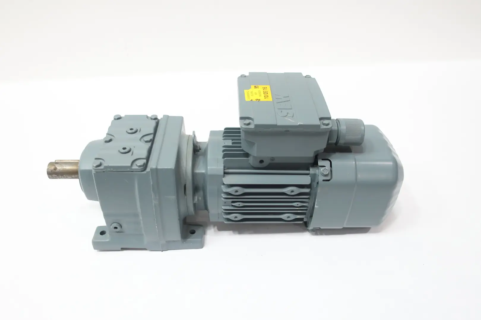 Produktfoto 1 von SEW EURODRIVE R37 DRS71M4BE1
