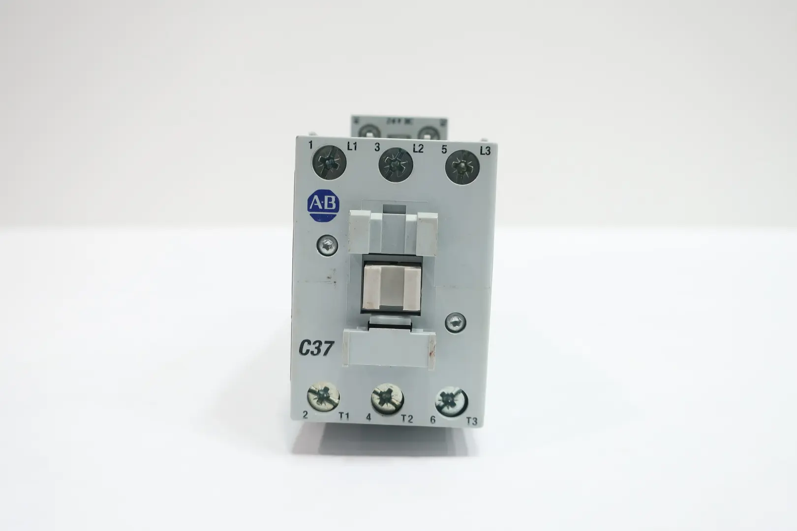 Produktfoto 1 von ALLEN BRADLEY 100-C37ZJ00