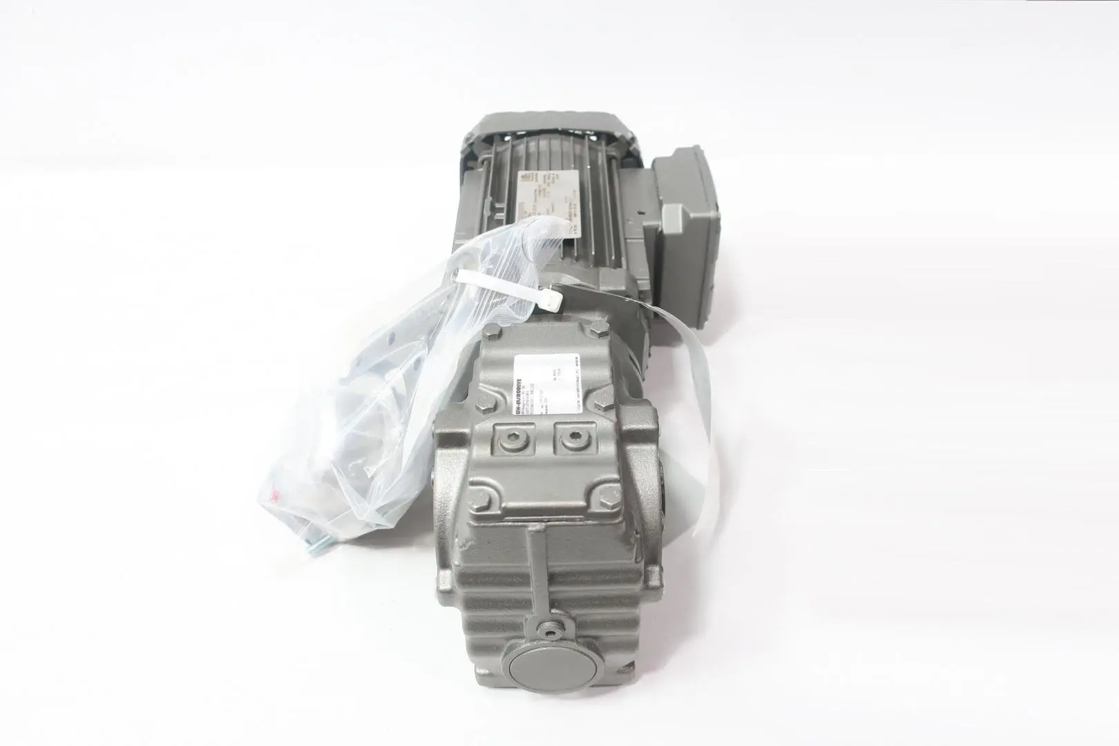 Produktfoto 1 von SEW EURODRIVE SA47/T DRN80M4