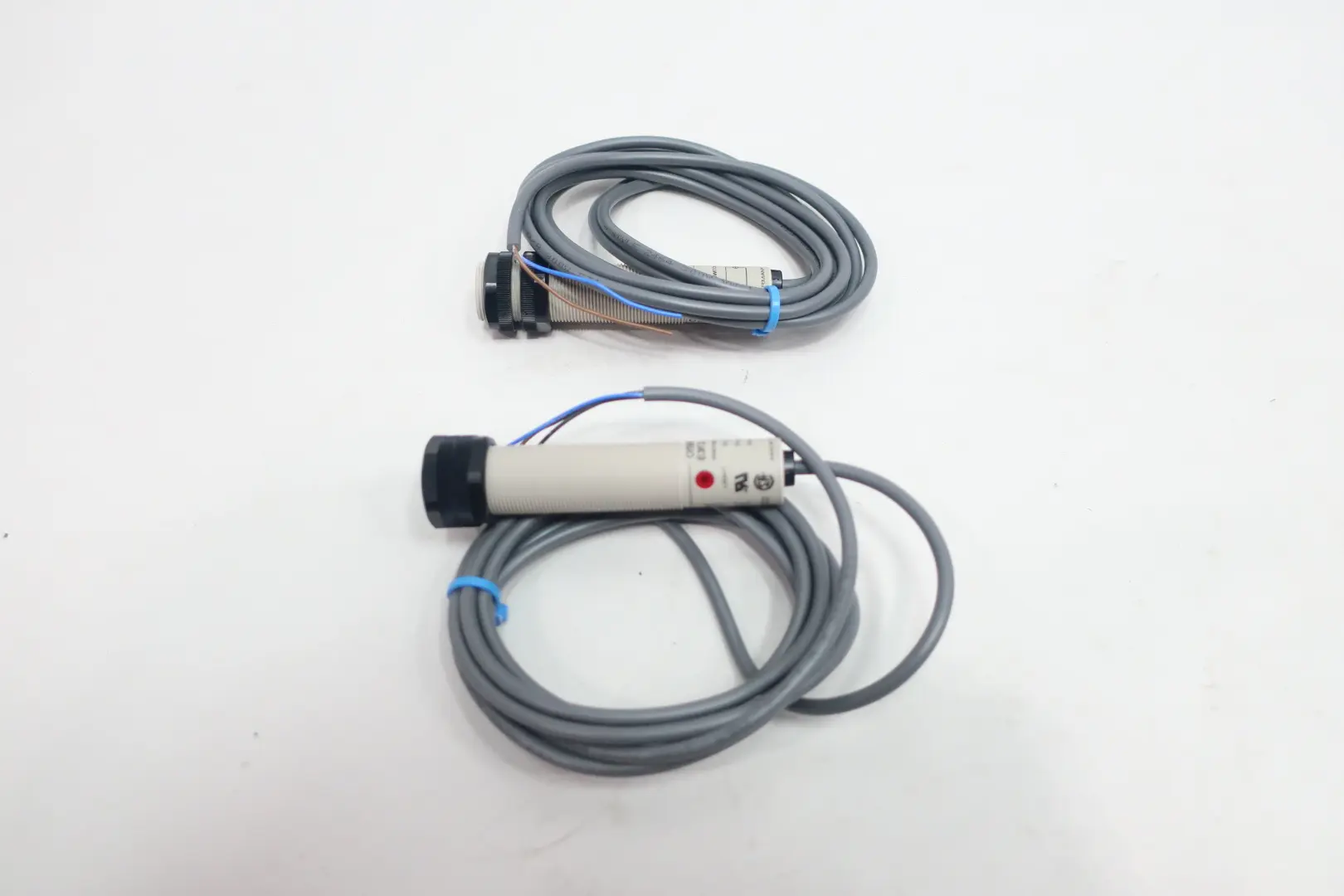 Produktfoto 1 von OMRON E3F2-3Z1 2M