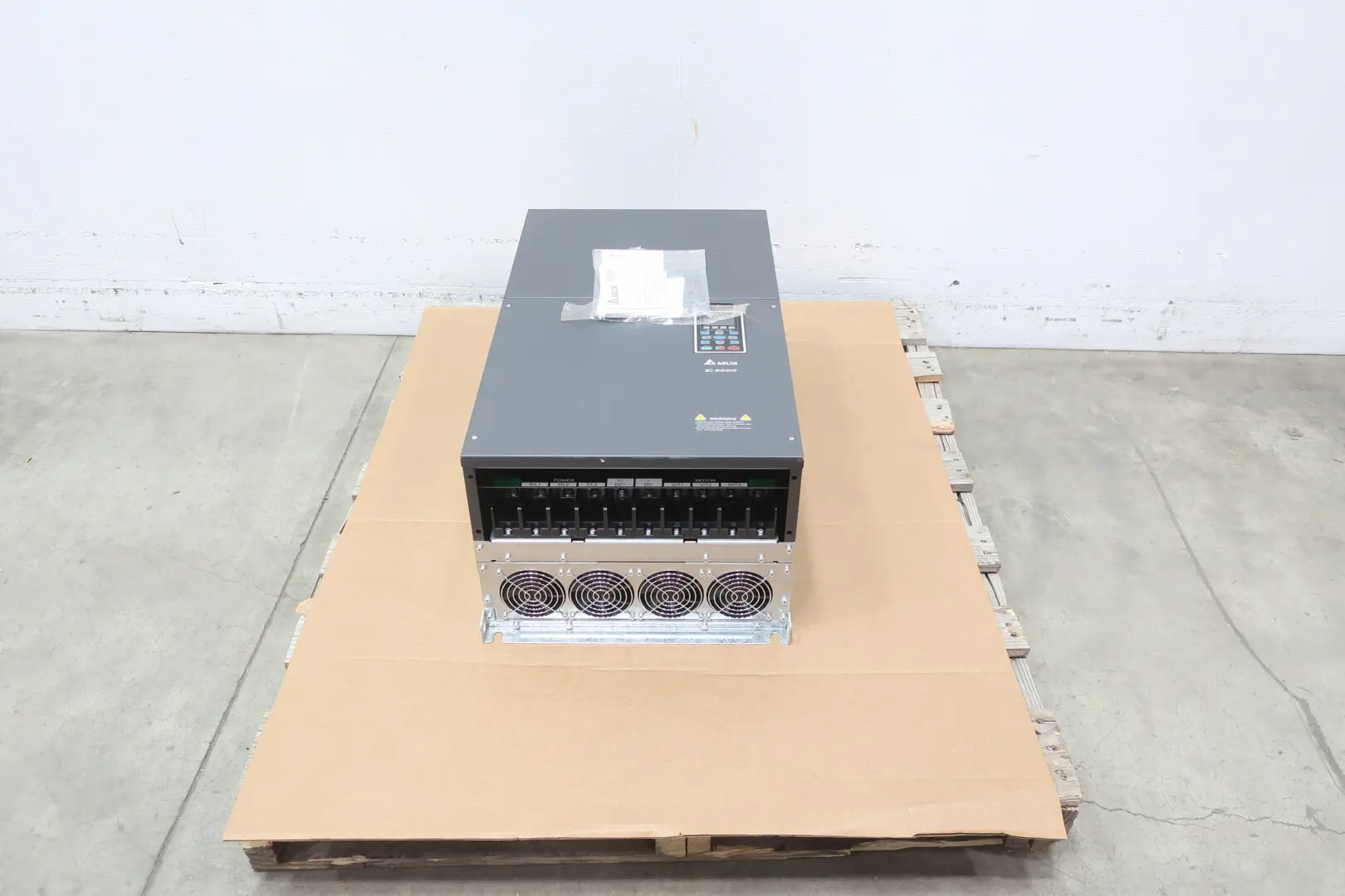 Produktfoto 1 von DELTA ELECTRONICS VFD1600C43A