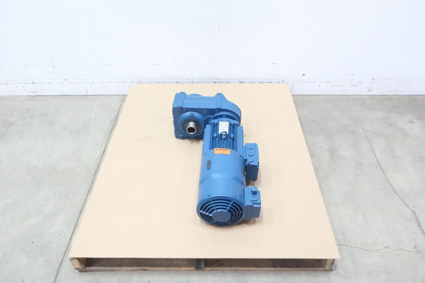 Produktfoto 1 von SEW EURODRIVE FH67BDRE100LC4BE5/TH/V/RI