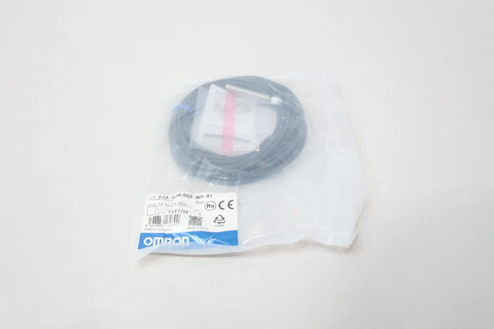 Produktfoto 1 von OMRON E2A-S08LS02-WP-B1
