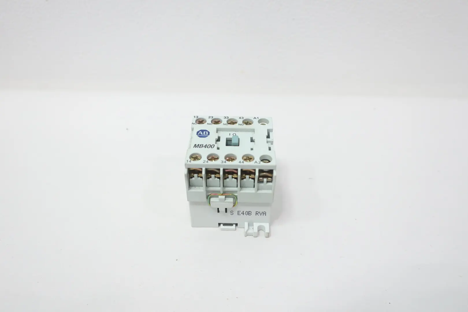 Produktfoto 1 von ALLEN BRADLEY 700-MB400A1S