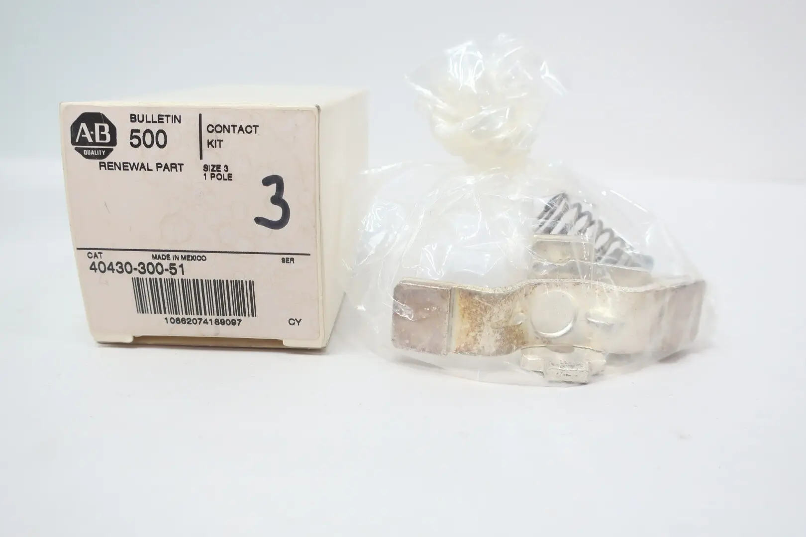 Produktfoto 1 von ALLEN BRADLEY 40430-300-51