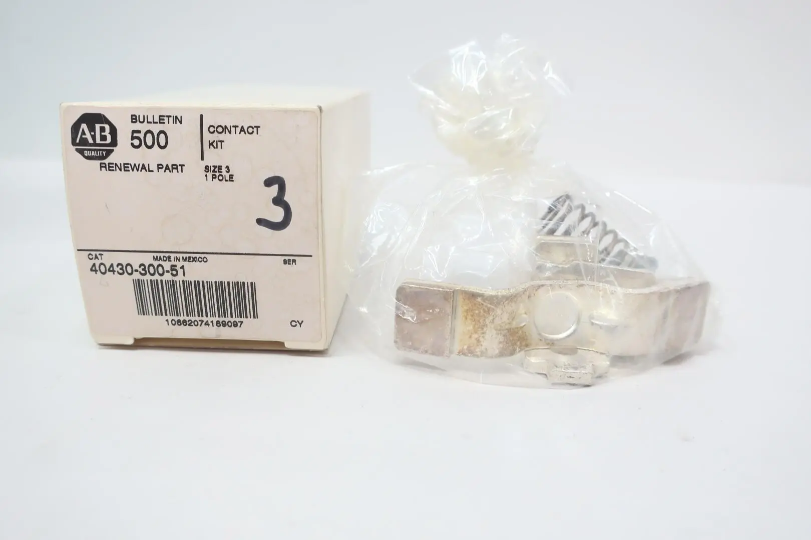 Produktfoto 1 von ALLEN BRADLEY 40430-300-51