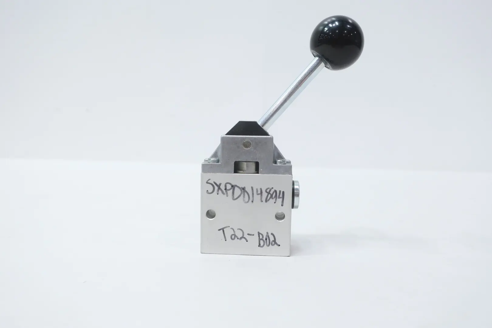 Produktfoto 1 von AVENTICS 0820400005