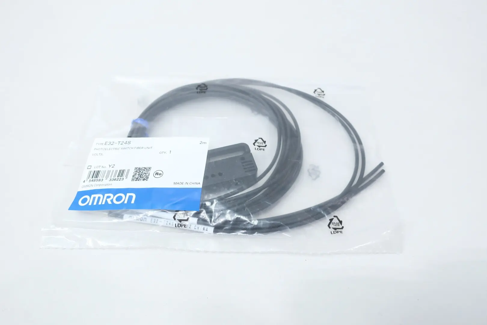 Produktfoto 1 von OMRON E32-T24S