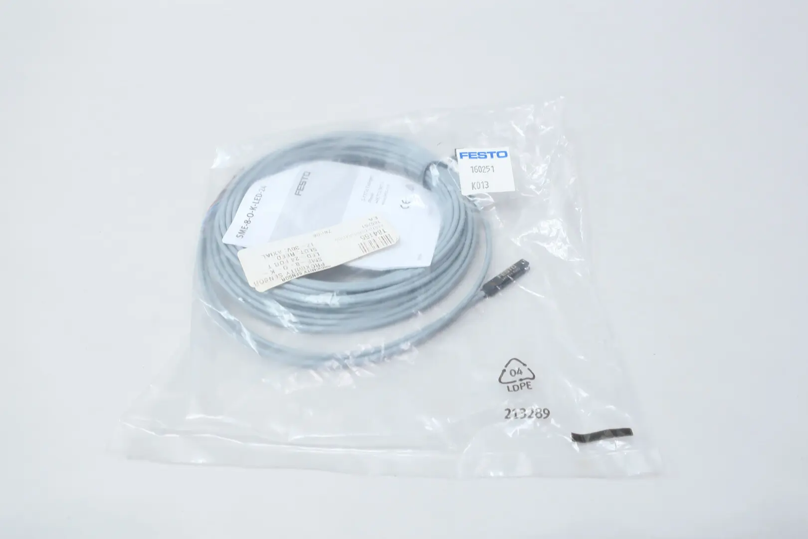 Produktfoto 1 von FESTO SME-8-O-K-LED-24