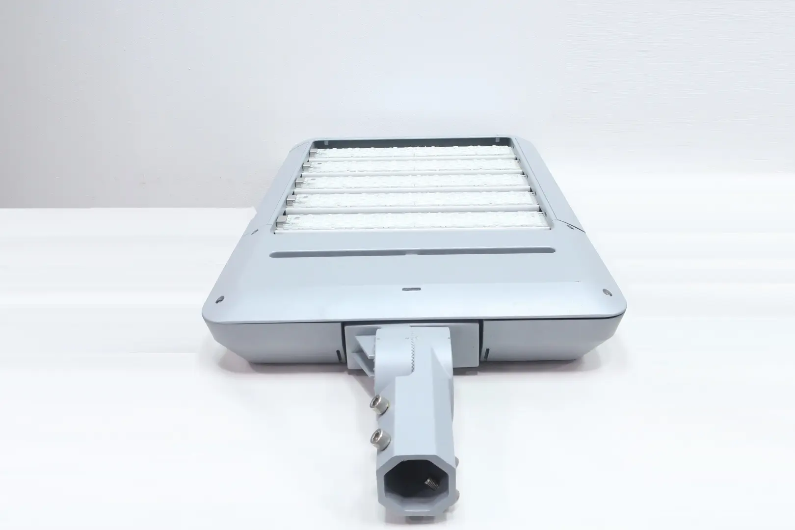 Produktfoto 1 von GARDCO PFF-230L-700-NW-G1-SF-AIRP-UNV-MGY