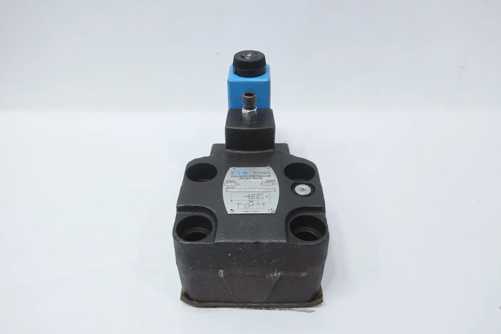 Produktfoto 1 von VICKERS F3CG5100ABMFWB5100