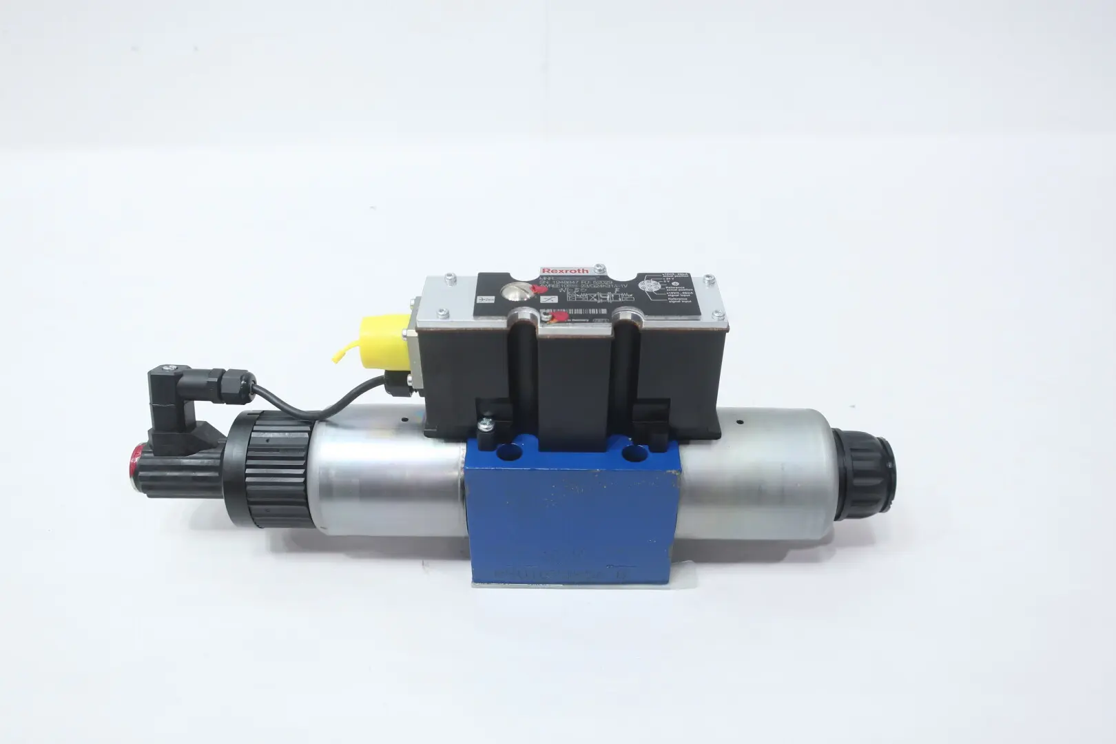 Produktfoto 1 von REXROTH 4WREE10W1-50-23/G24K31/F1V