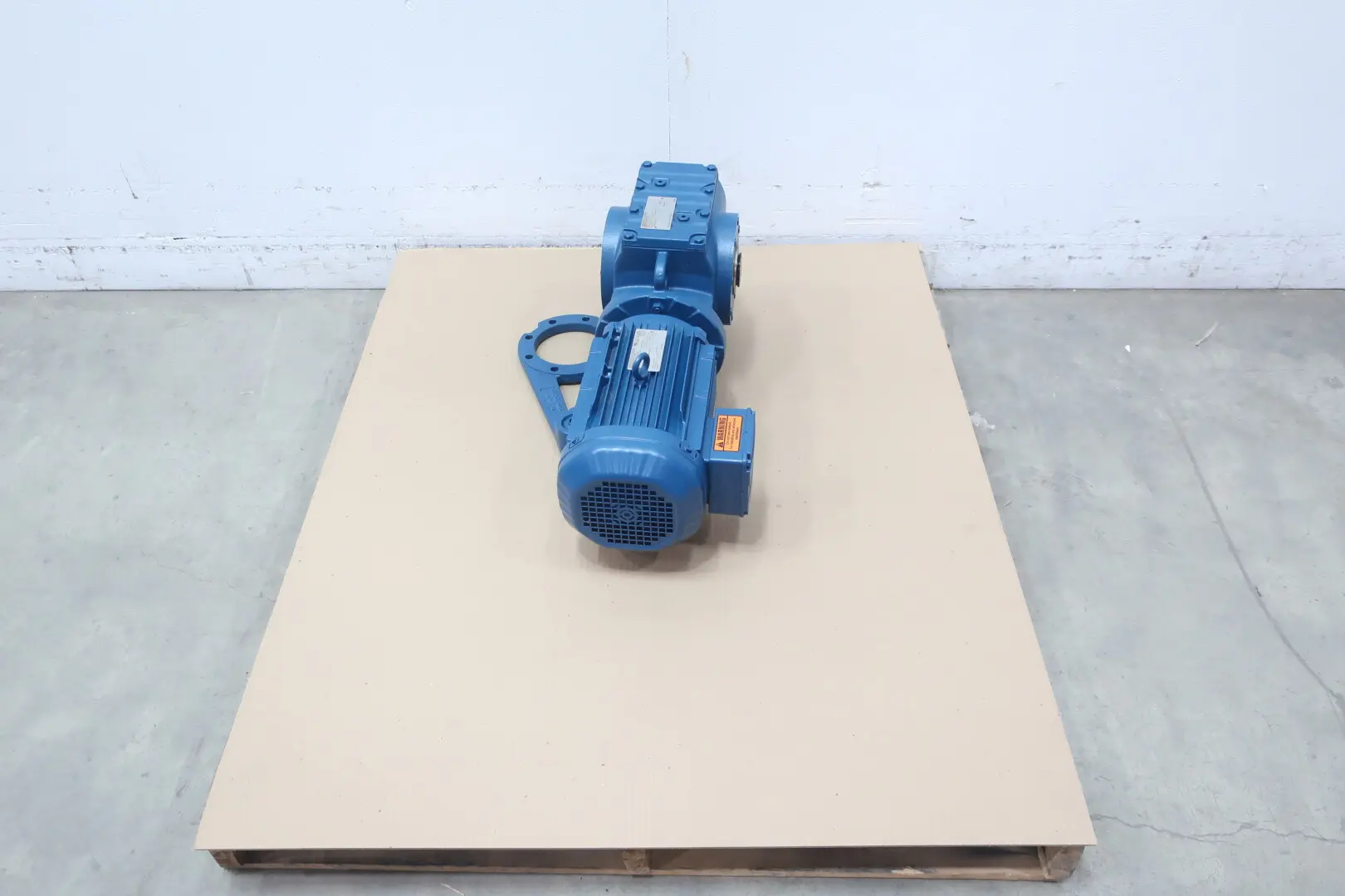 Produktfoto 1 von SEW EURODRIVE SA77/T DRN100L4/DH