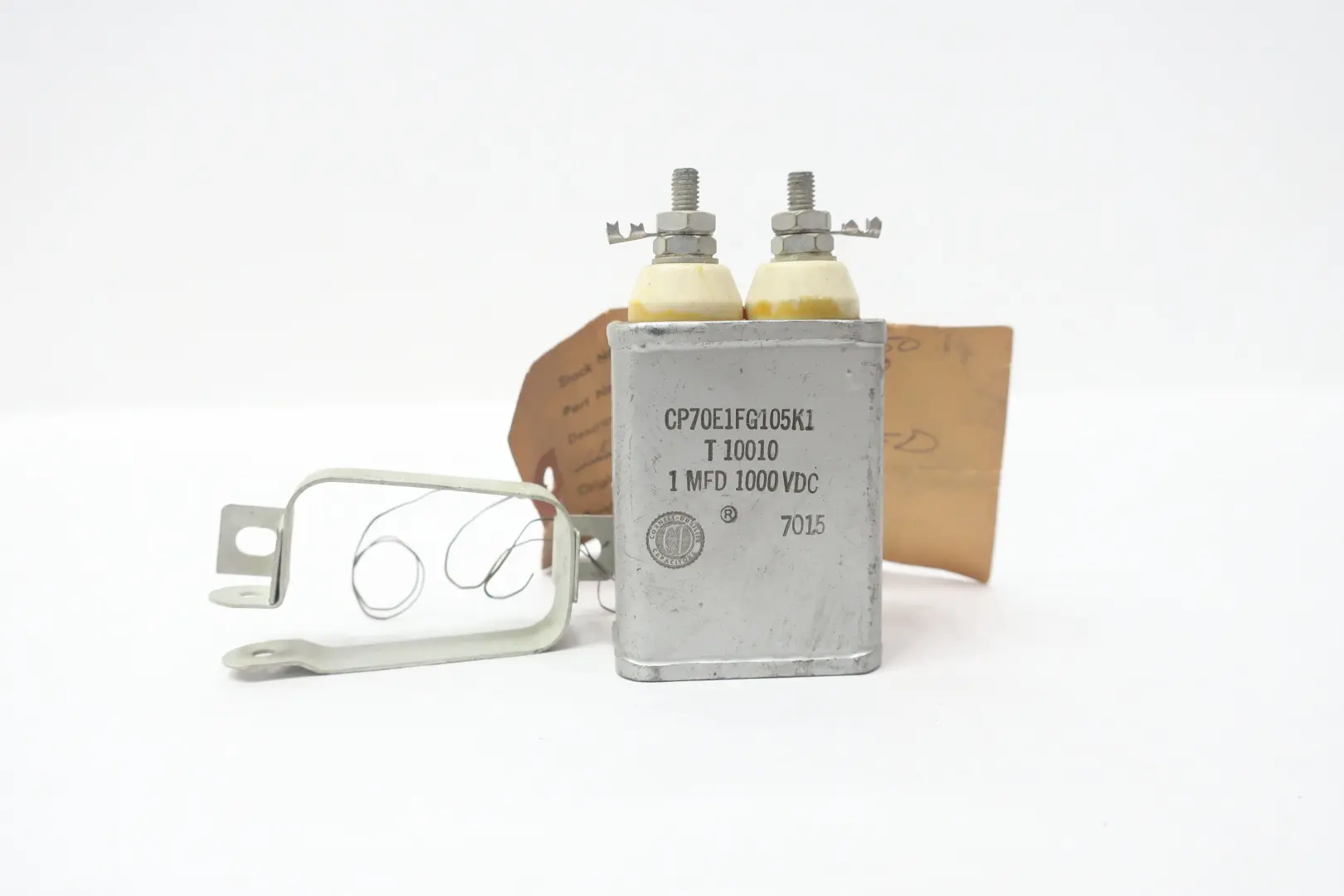 Produktfoto 1 von CORNELL DUBILIER CP70E1FG105K1 T10010
