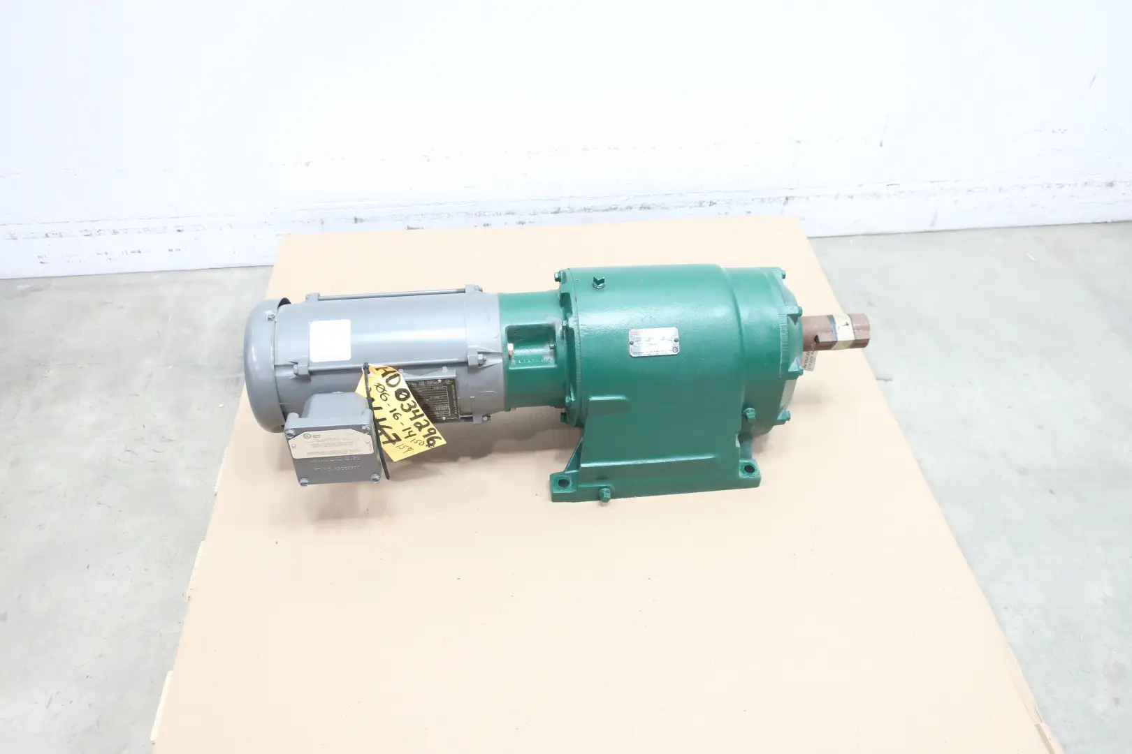 Produktfoto 1 von BALDOR VM7037T 079163-24AR 140TM21A