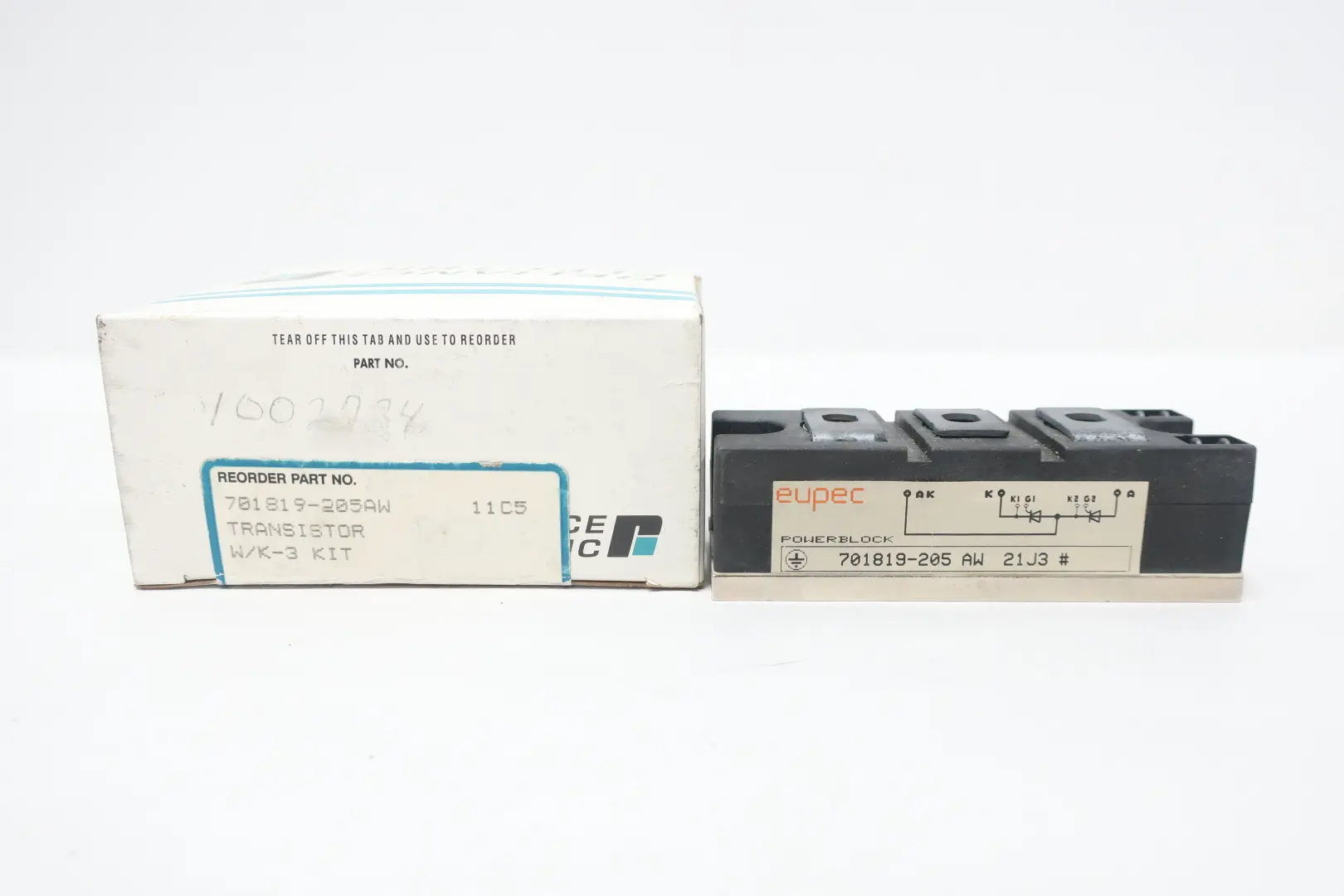 Produktfoto 1 von RELIANCE 701819-205AW