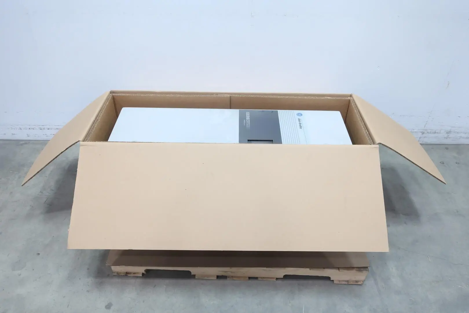 Produktfoto 1 von ALLEN BRADLEY 1336F-B060-AE-EN-GM1 R1336FB060AEENGM1