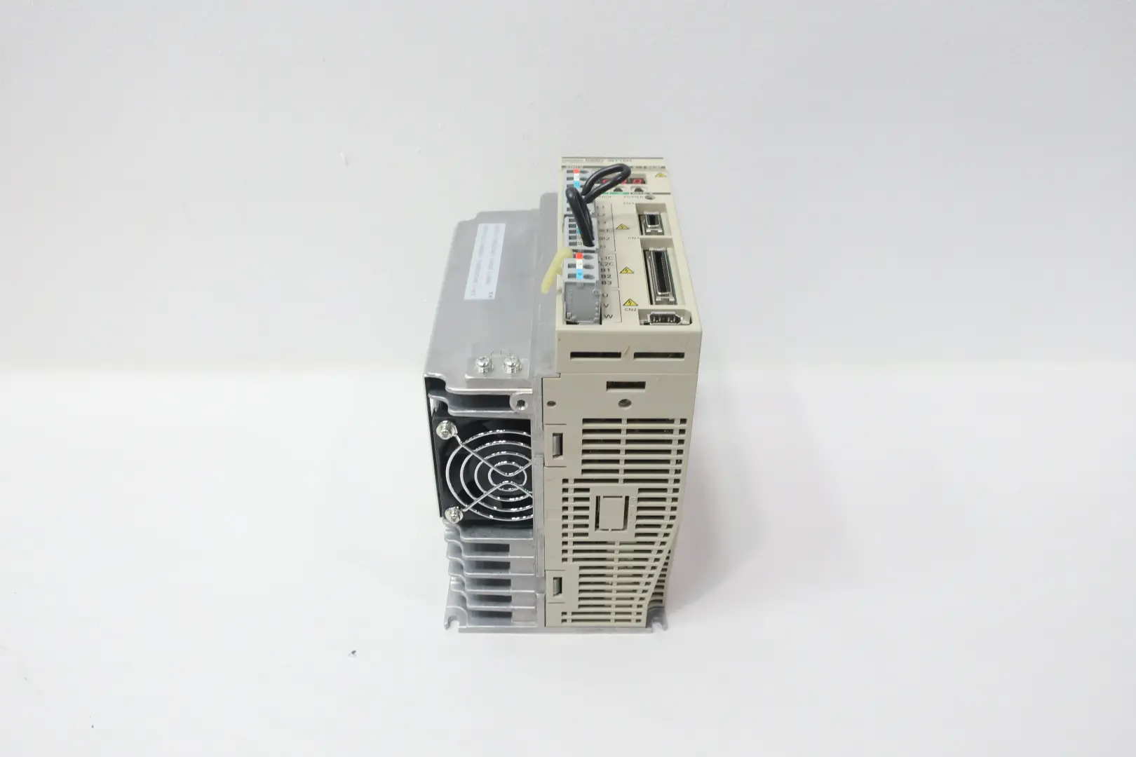 Produktfoto 1 von OMRON R88D-WT15H