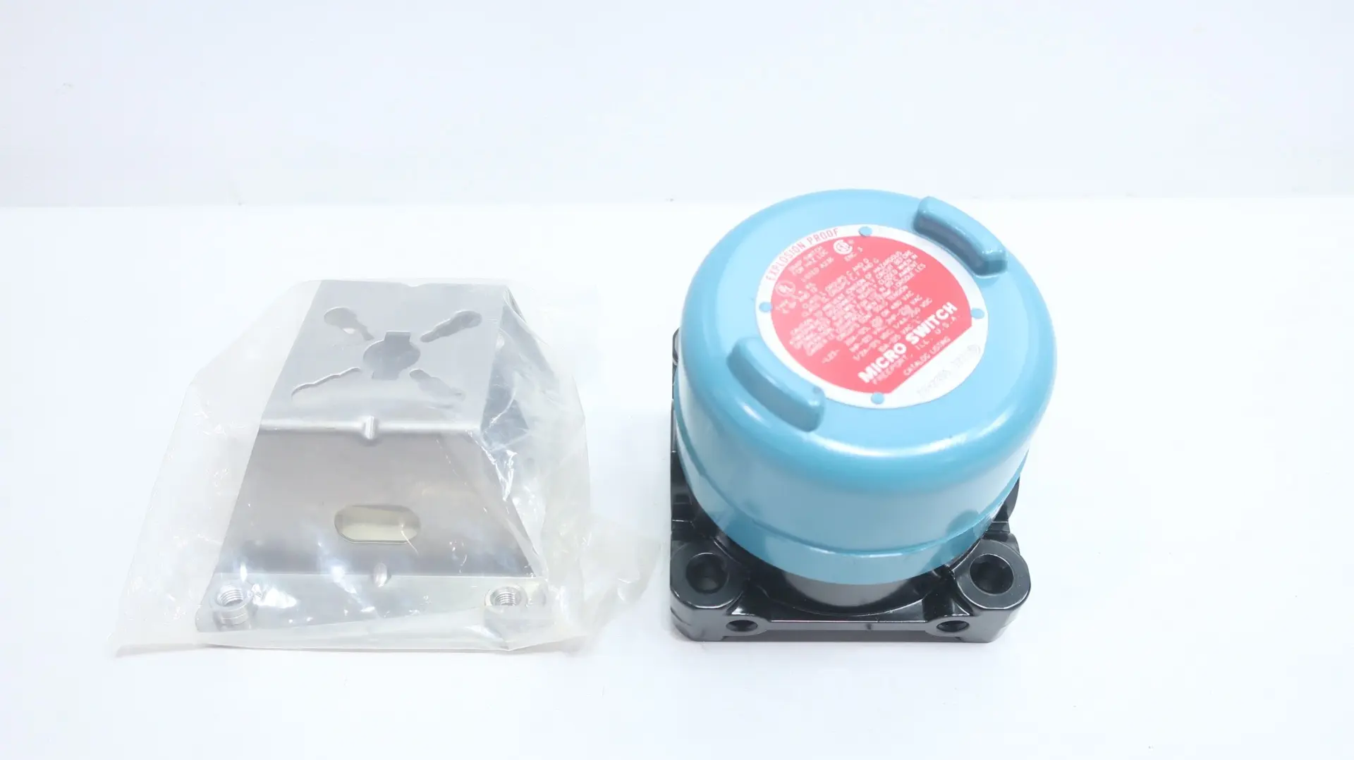 Produktfoto 1 von MICRO SWITCH 12CX200 0741