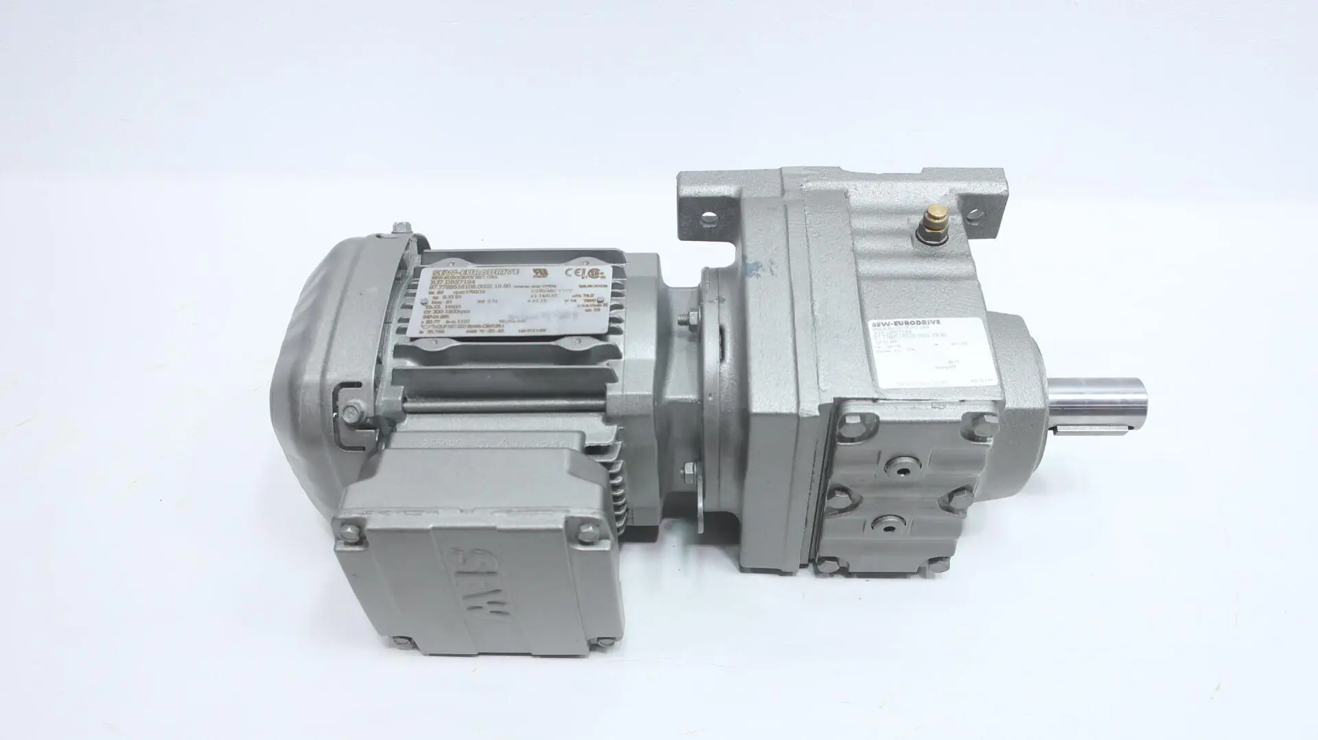 SEW EURODRIVE R37 DRS71S4