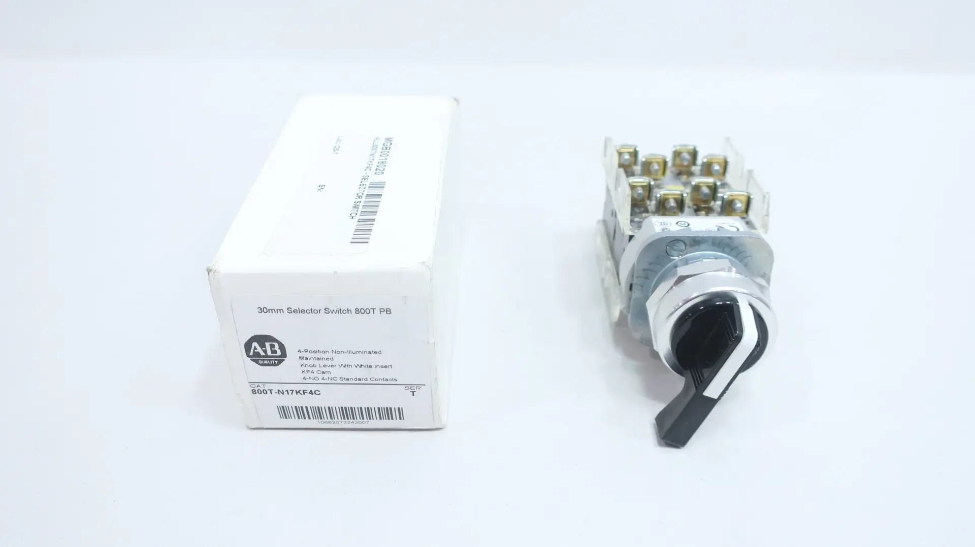 Produktfoto 1 von ALLEN BRADLEY 800T-N17KF4C