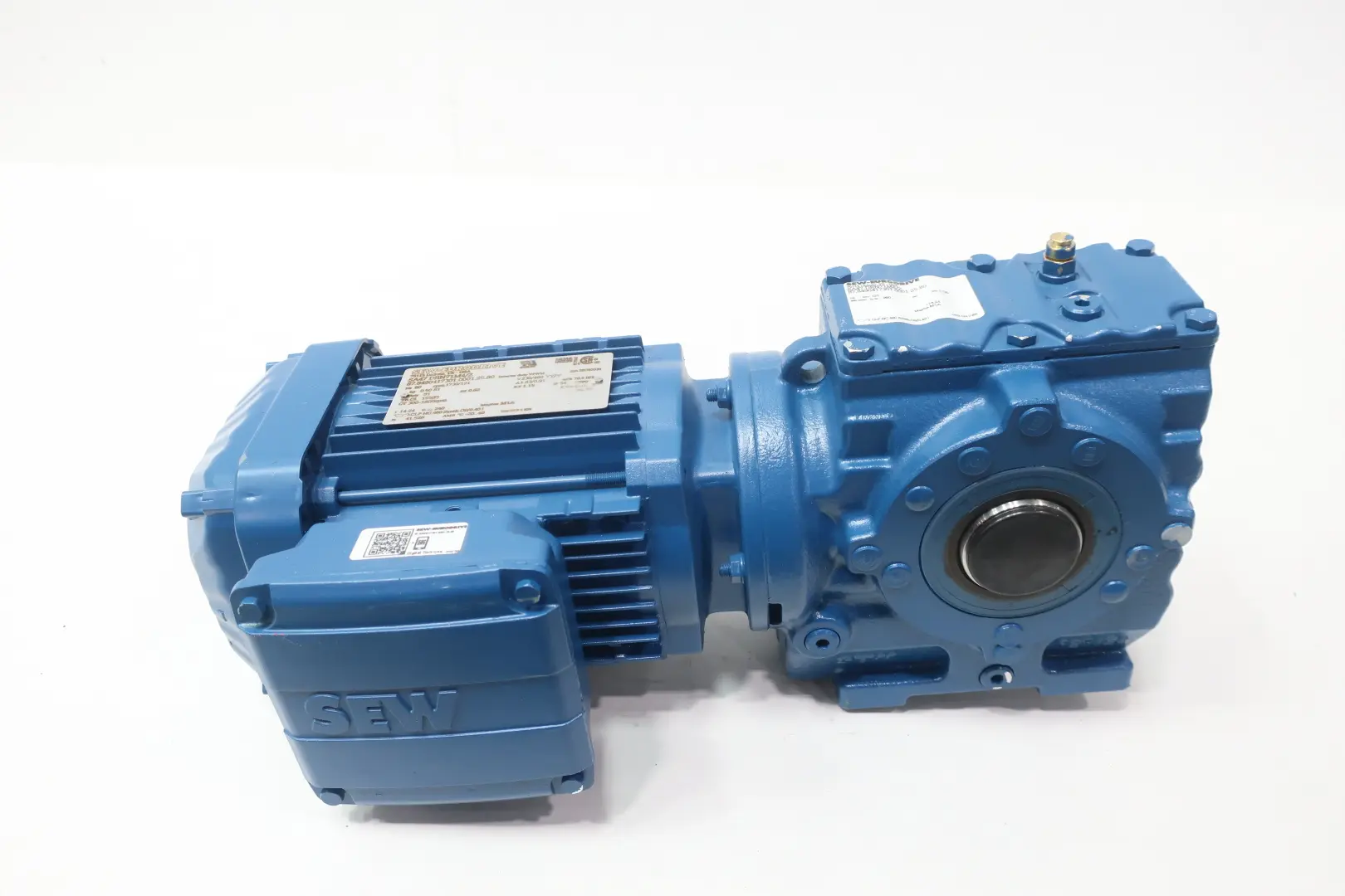 Produktfoto 1 von SEW EURODRIVE SA47 DRN71M4/Z