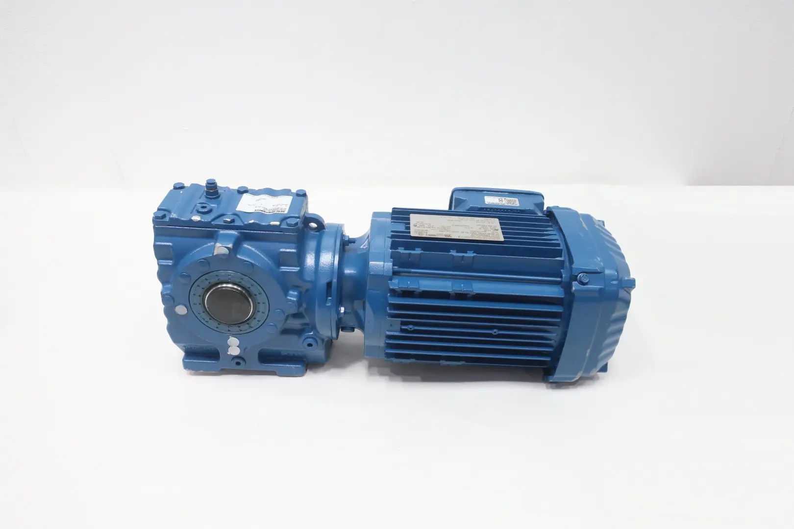 Produktfoto 1 von SEW EURODRIVE SA47 DRN90S4/Z
