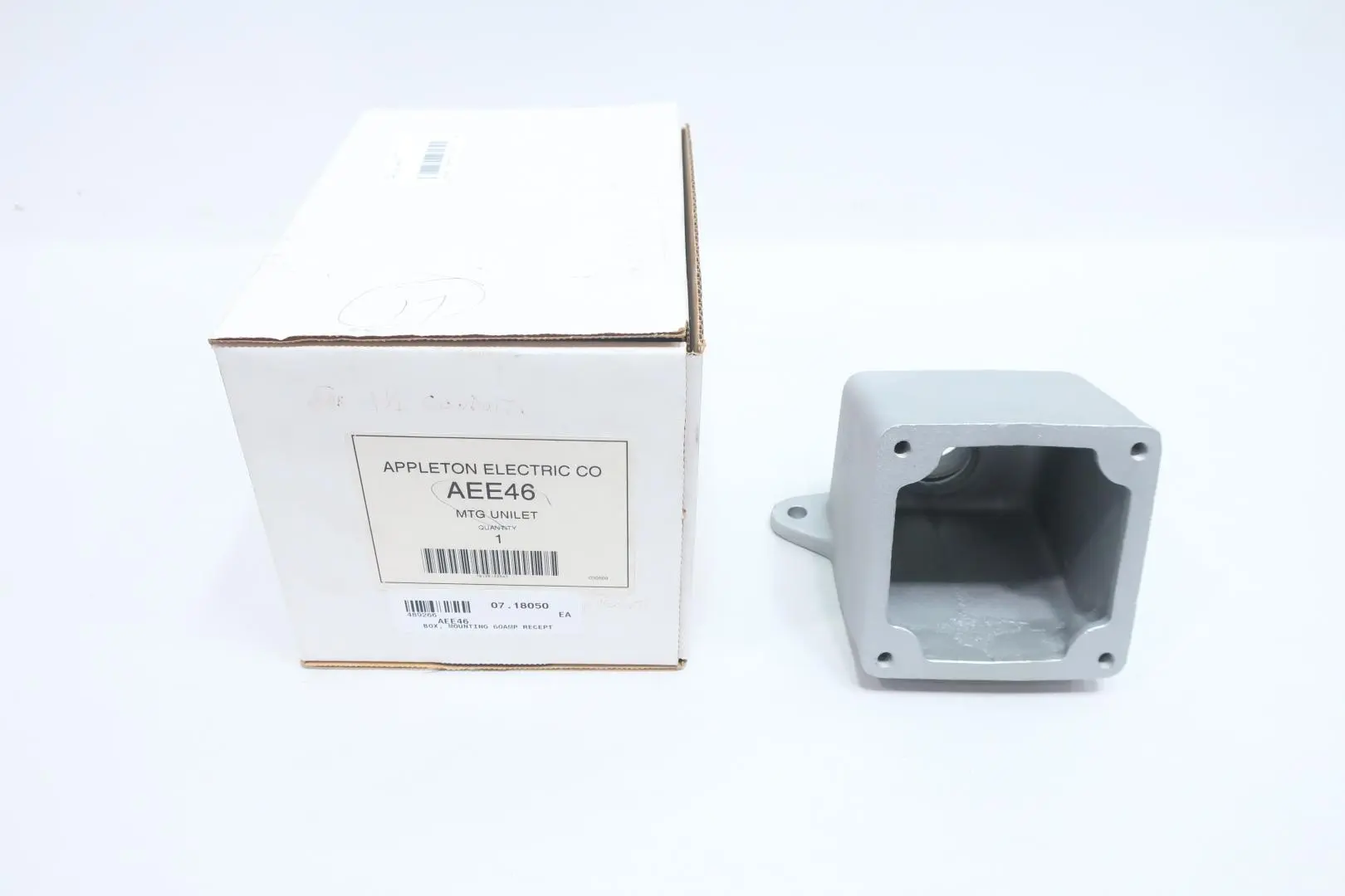 APPLETON AEE46