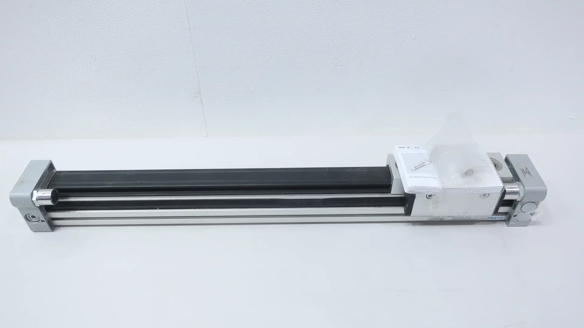 Produktfoto 1 von FESTO DGC-25-400-GF-P