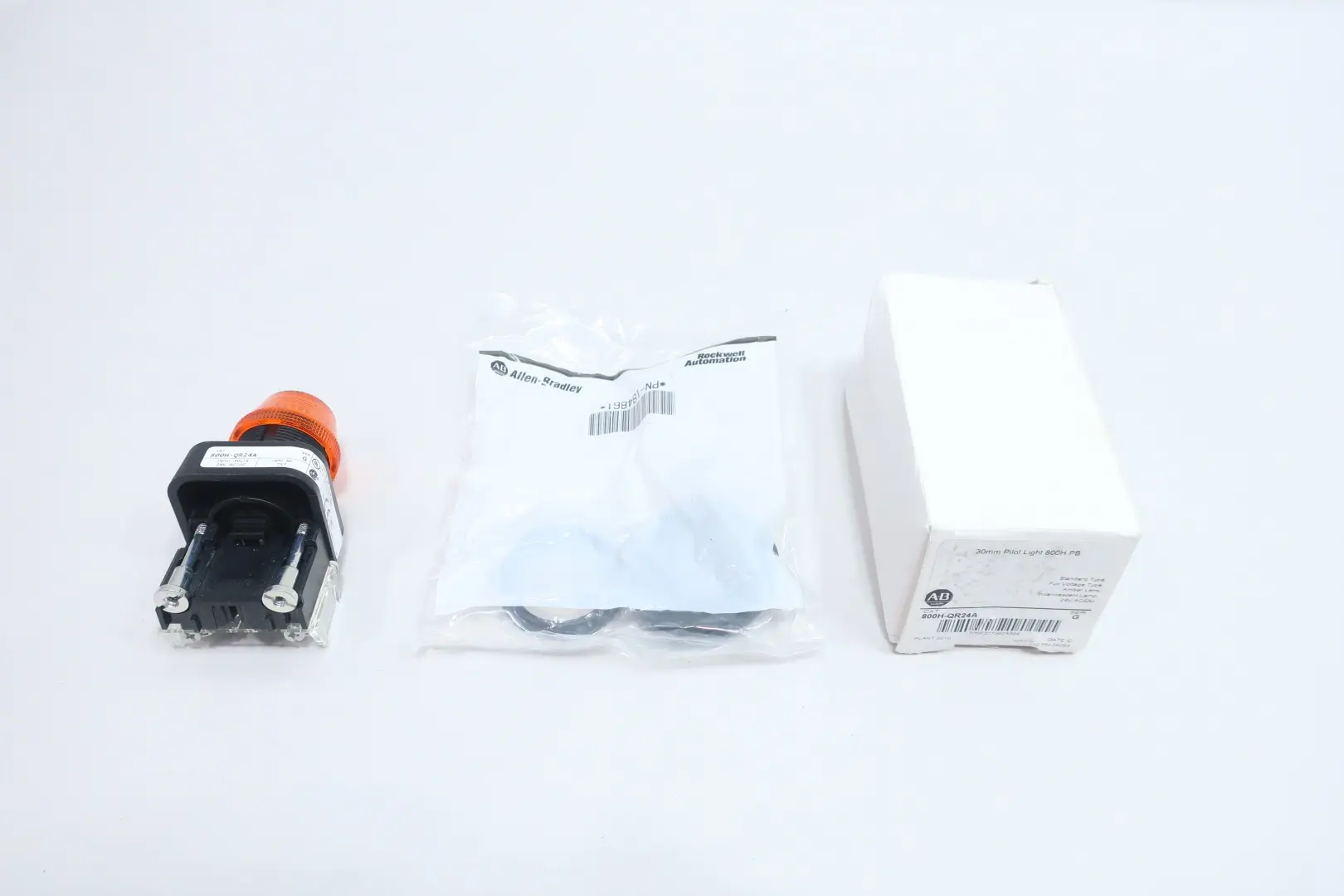 Produktfoto 1 von ALLEN BRADLEY 800H-QR24A
