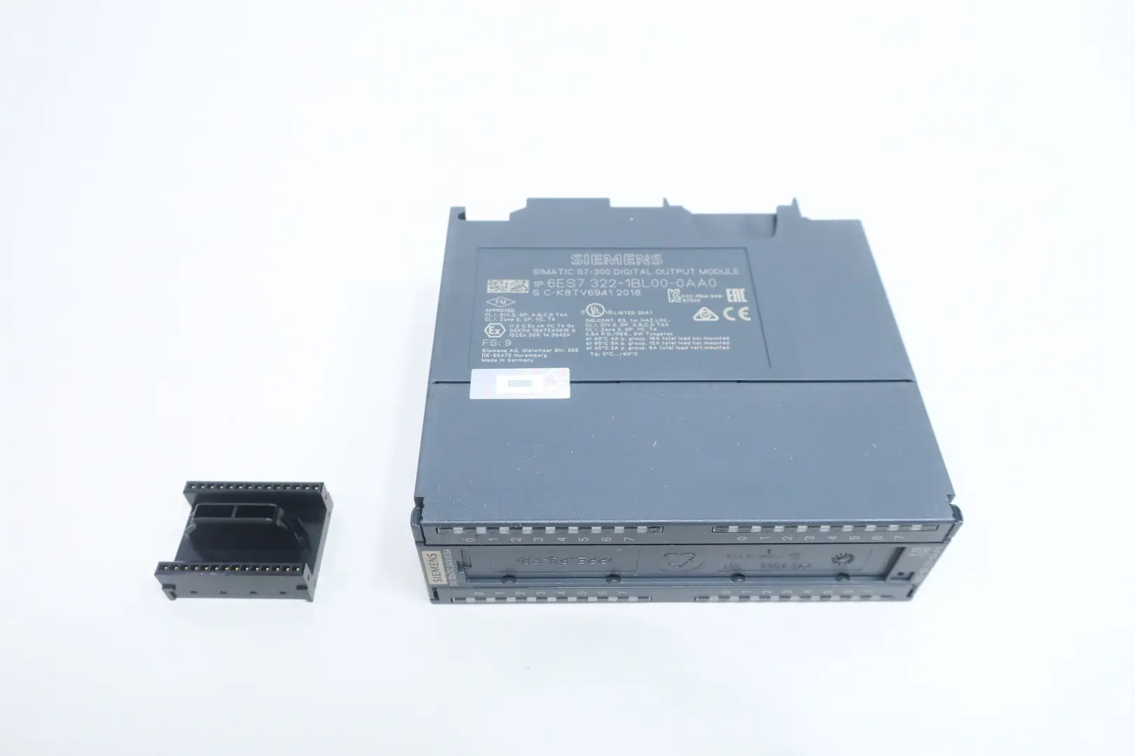 Produktfoto 1 von SIEMENS 6ES7 322-1BL00-0AA0